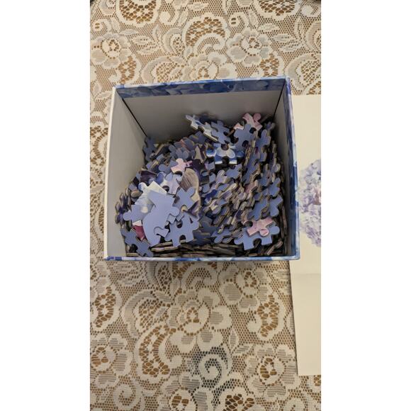 Two's Company Blue Hydrangea Puzzle, 500 Pieces, Spring, Floral - Picture 5 of 5